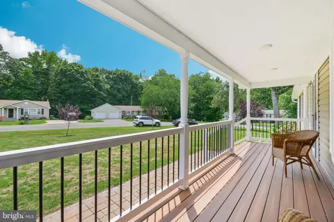 Exterior - 3609 King Dr, Dunkirk, MD 20754 photo 2 of 40