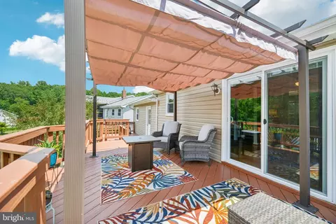Exterior - 3609 King Dr, Dunkirk, MD 20754 photo 9 of 40
