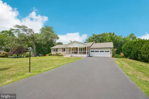 3609 King Dr, Dunkirk, MD 20754