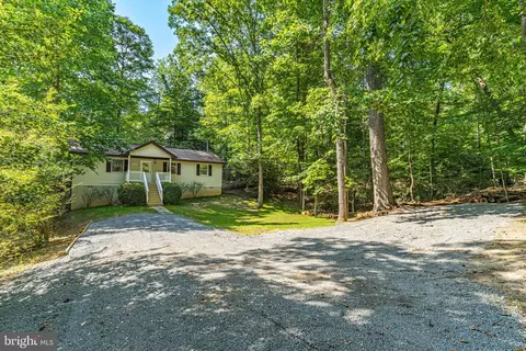 12431 El Segunda Ln, Lusby, MD 20657