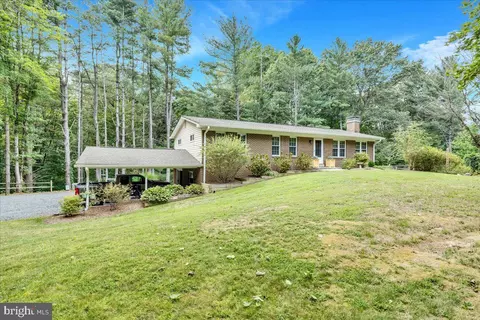5810 Shay Ln, Huntingtown, MD 20639