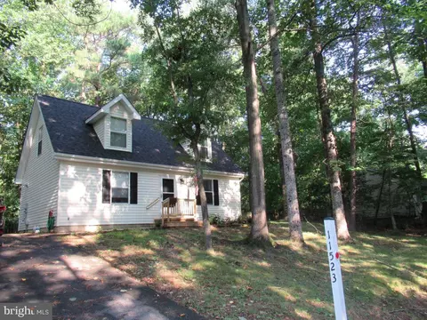 11523 Hoofbeat Trl, Lusby, MD 20657