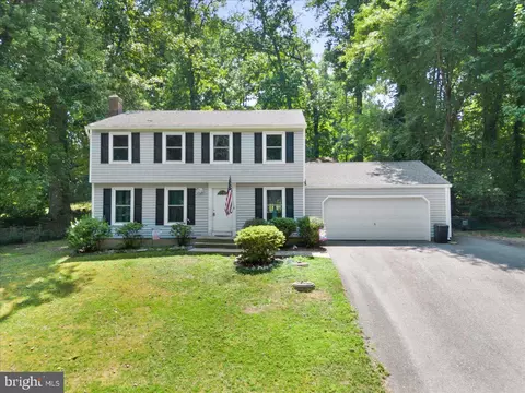 4323 N Shore Dr, Prince Frederick, MD 20678