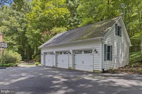 600 E Mount Harmony Rd, Owings, MD 20736 photo 3
