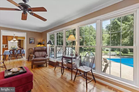 600 E Mount Harmony Rd, Owings, MD 20736 photo 5
