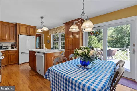 600 E Mount Harmony Rd, Owings, MD 20736 photo 9