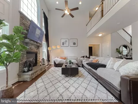 Living - 2405 Comptrollers Ct, Prince Frederick, MD 20678 photo 2 of 2