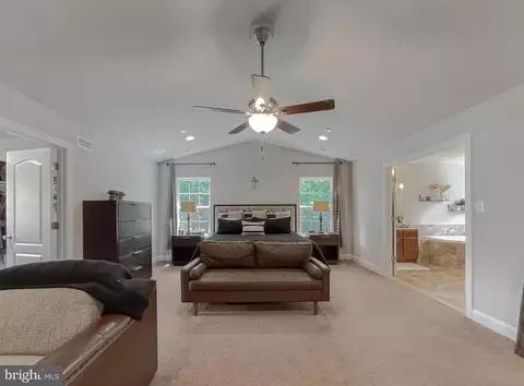 Entry Way - 2405 Comptrollers Ct, Prince Frederick, MD 20678 photo 5 of 13