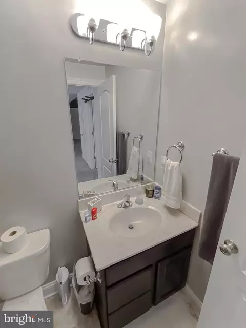 Bath - 2405 Comptrollers Ct, Prince Frederick, MD 20678 photo 8 of 8