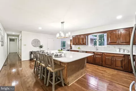 Kitchen - 4200 Landing Ln, Dunkirk, MD 20754 photo 1 of 4