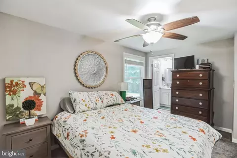 Bedroom - 218 Thunderbird Dr, Lusby, MD 20657 photo 1 of 3