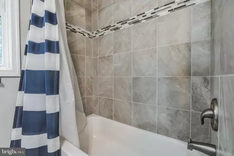 Bath - 218 Thunderbird Dr, Lusby, MD 20657 photo 3 of 3