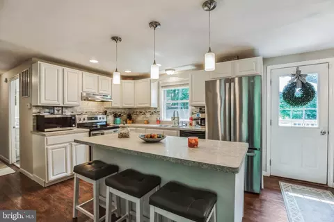 Kitchen - 218 Thunderbird Dr, Lusby, MD 20657 photo 1 of 1