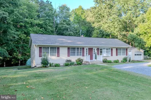 2145 Kings Landing Rd, Huntingtown, MD 20639