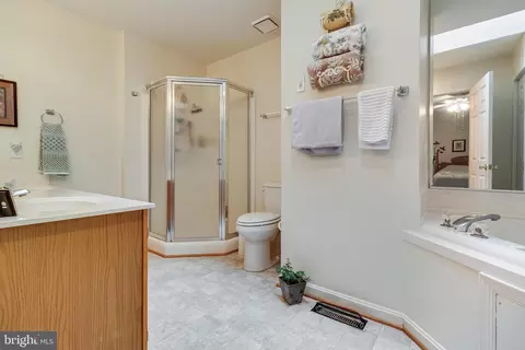Bath - 13260 Clipper Cir, Solomons, MD 20688 photo 1 of 4