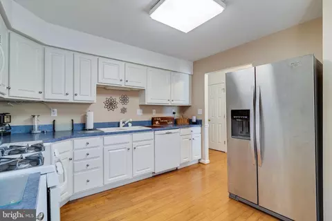 Kitchen - 13260 Clipper Cir, Solomons, MD 20688 photo 4 of 4