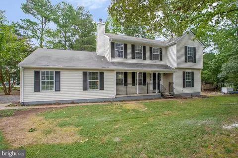 2015 Sandia Ct, Lusby, MD 20657