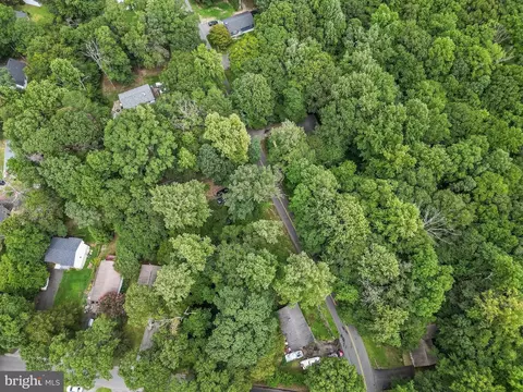 8465 Pine Blvd, Lusby, MD 20657 photo 12