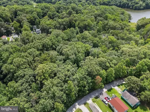 8310 Circle Dr, Lusby, MD 20657