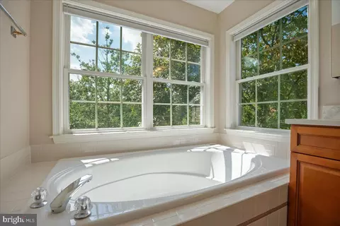 13465 Lore Pines Ln, Solomons, MD 20688 photo 38