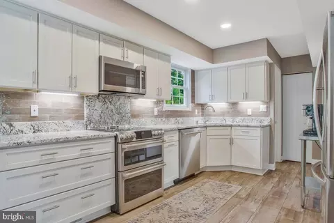 7430 Dakota Ave, Chesapeake Beach, MD 20732