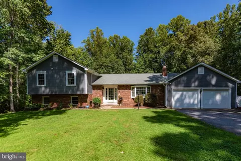 1500 Crow Haven Ln, Huntingtown, MD 20639
