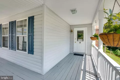 Exterior - 3241 Old Jones Rd, Dunkirk, MD 20754 photo 3 of 17