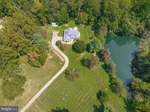 3241 Old Jones Rd, Dunkirk, MD 20754