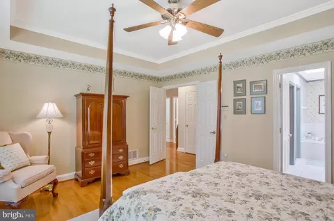 Bedroom - 3241 Old Jones Rd, Dunkirk, MD 20754 photo 3 of 10