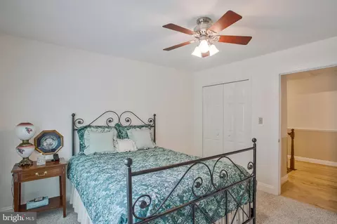 Bedroom - 3241 Old Jones Rd, Dunkirk, MD 20754 photo 5 of 10