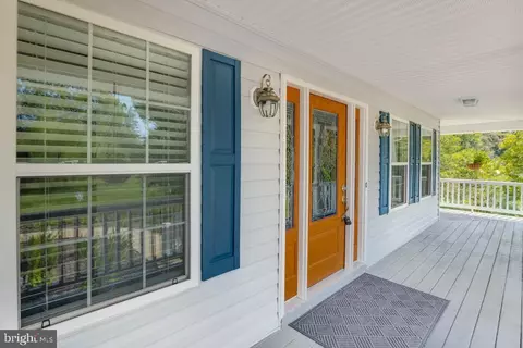 Exterior - 3241 Old Jones Rd, Dunkirk, MD 20754 photo 2 of 17