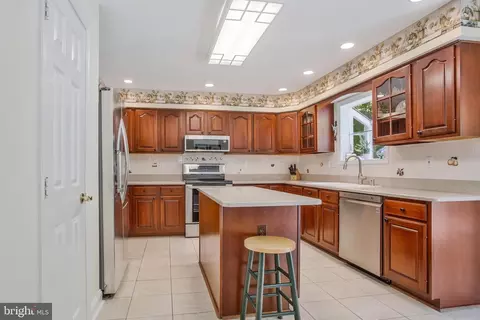 Kitchen - 3241 Old Jones Rd, Dunkirk, MD 20754 photo 1 of 7