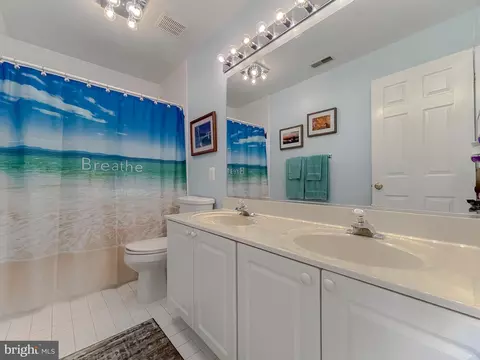 Bath - 13405 Lore Pines Ln, Solomons, MD 20688 photo 5 of 8