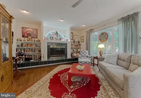 Living - 13405 Lore Pines Ln, Solomons, MD 20688 photo 3 of 3