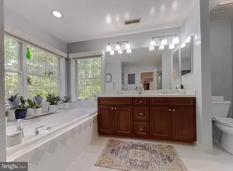 Bath - 13405 Lore Pines Ln, Solomons, MD 20688 photo 3 of 8