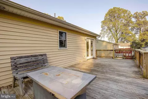 Exterior - 3563 7th St, North Beach, MD 20714 photo 3 of 9