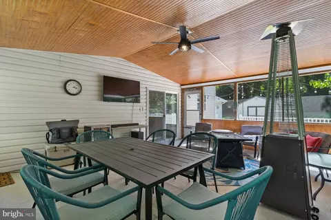 Exterior - 4150 Willows Rd, Chesapeake Beach, MD 20732 photo 3 of 5