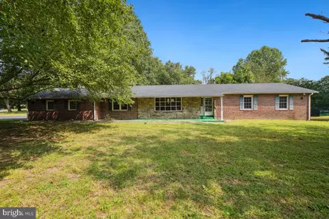 1611 Roam Ct, Owings, MD 20736