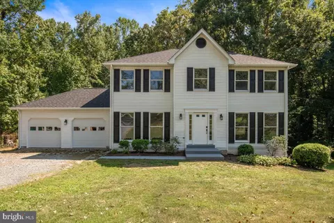 685 Verda Ln, Huntingtown, MD 20639