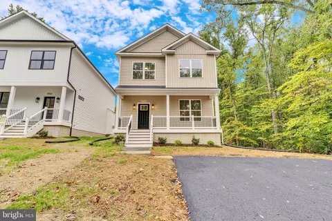 3716 3rd St, North Beach, MD 20714