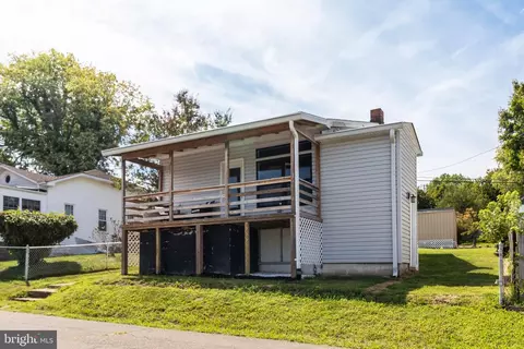Exterior - 202 Macrae Ave, Prince Frederick, MD 20678 photo 5 of 5