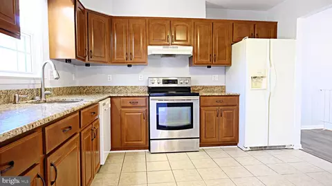 Kitchen - 1950 Aberdeen Dr, Dunkirk, MD 20754 photo 1 of 2