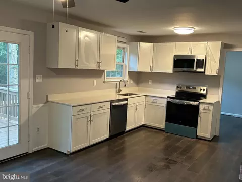 Kitchen - 236 Thunderbird Dr, Lusby, MD 20657 photo 1 of 1