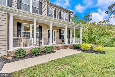 Exterior - 2415 Comptrollers Ct, Prince Frederick, MD 20678 photo 5 of 10