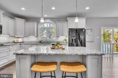 Kitchen - 2415 Comptrollers Ct, Prince Frederick, MD 20678 photo 4 of 5