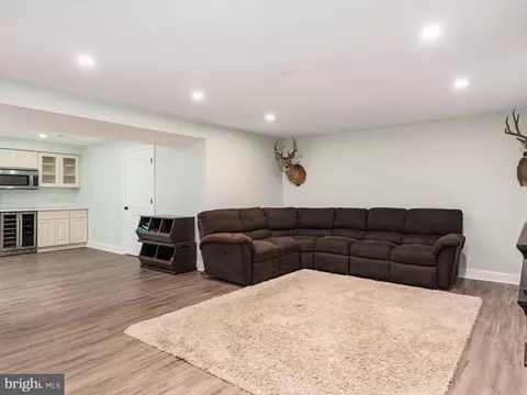 Living - 12013 Steven Ln, Dunkirk, MD 20754 photo 6 of 7