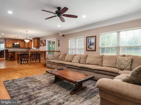 Living - 12013 Steven Ln, Dunkirk, MD 20754 photo 5 of 7