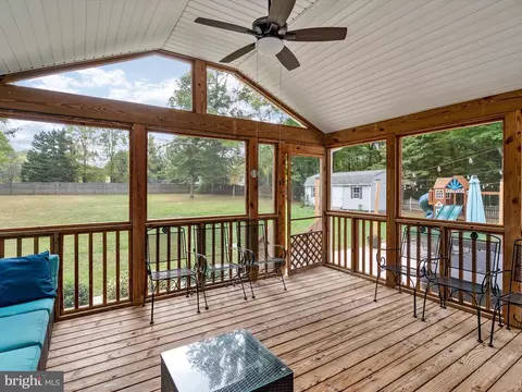 Exterior - 12013 Steven Ln, Dunkirk, MD 20754 photo 6 of 23