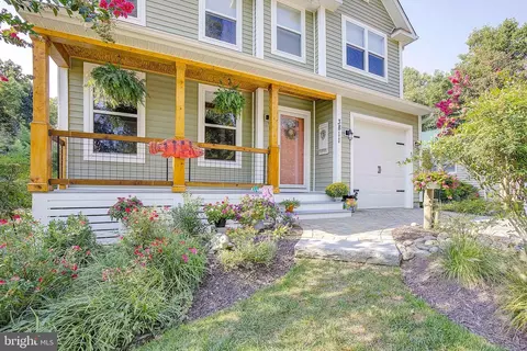 Exterior - 3811 3rd St, North Beach, MD 20714 photo 5 of 13