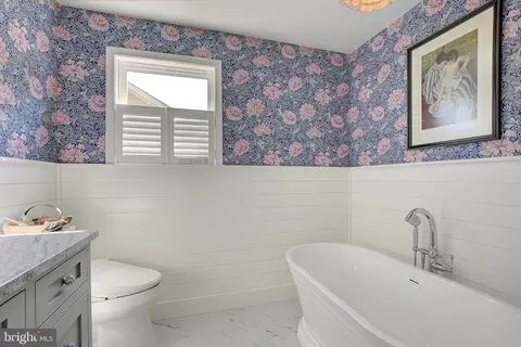 Bath - 3811 3rd St, North Beach, MD 20714 photo 3 of 6